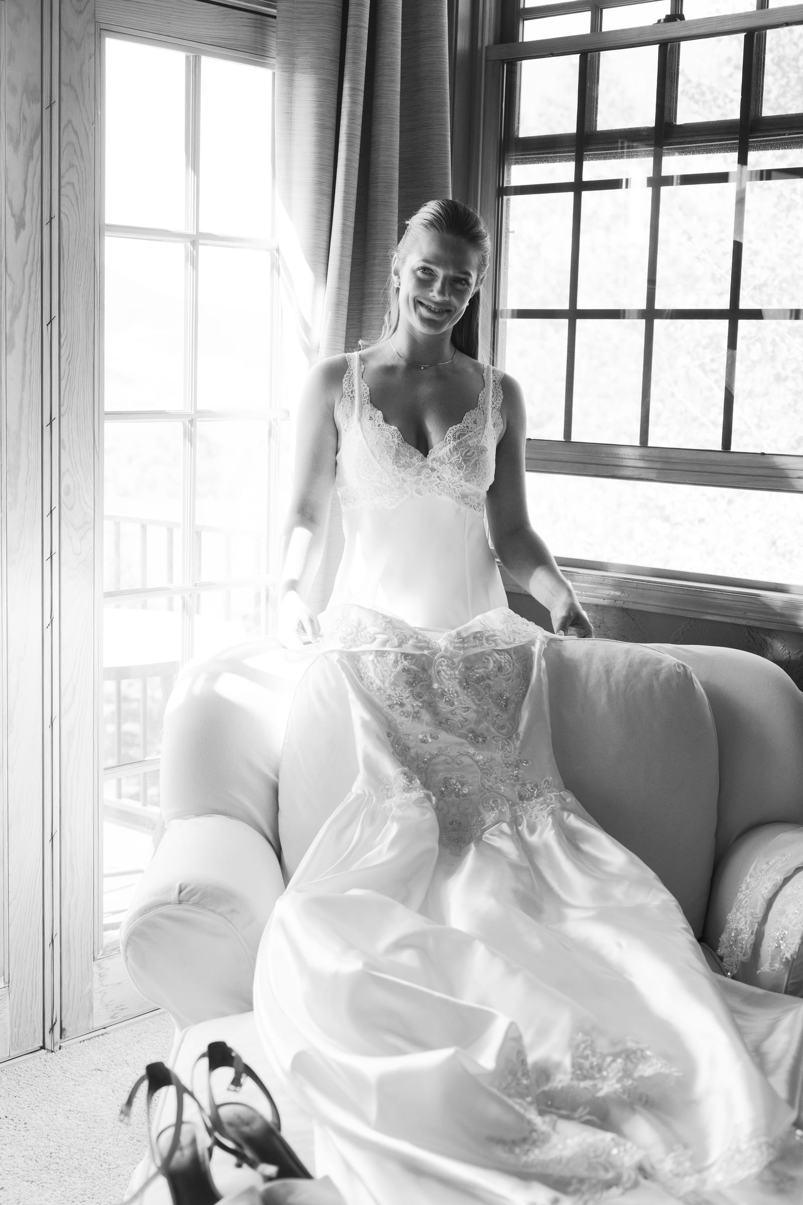 Kyle and Marita wedding at Bellissimo Gardens, the wedding dress