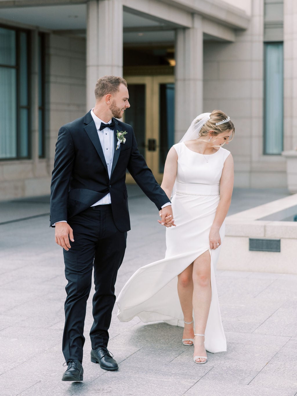 Joe and Holly wedding, the veil in motion at the temple