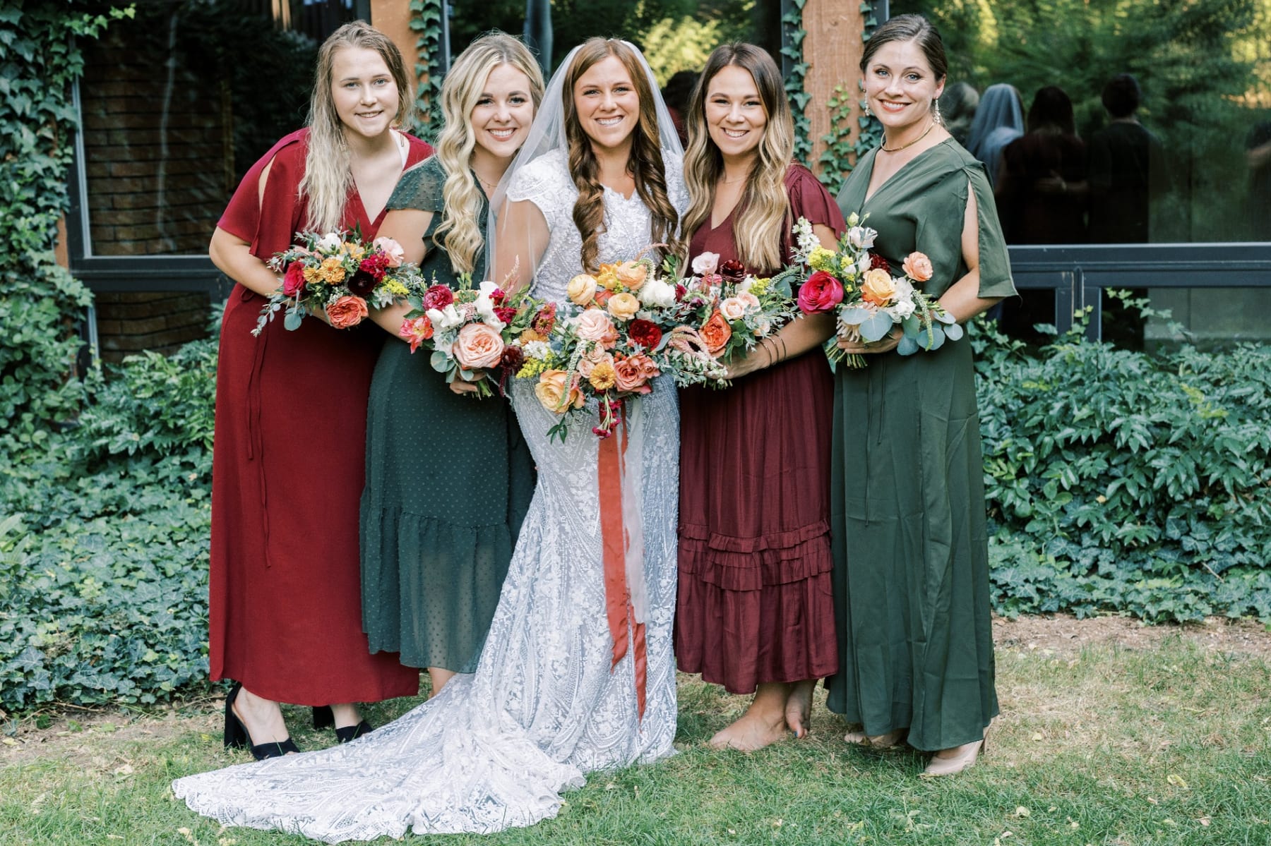 Bride and groom at Utah temple